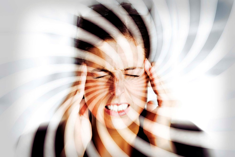 Почему кружится голова: возможные причины